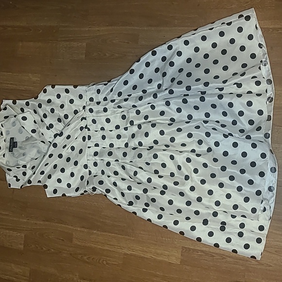 Jessica Howard Dresses & Skirts - Jessica Howard polka dot midi dress size 12